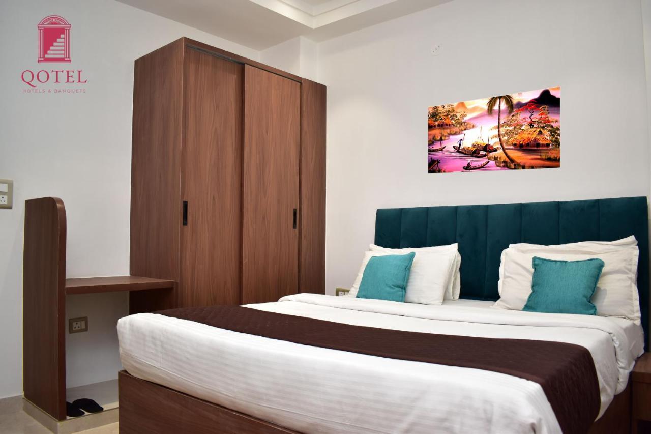 Qotel Hotel Signature Bnb-Ashok Vihar New Delhi Exterior photo
